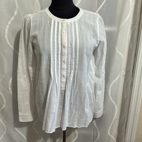 Loft, White, Rounded neck, 1/2 button down, 100% Cotton, Long Sleeve Top, Small - Picture 1 of 8